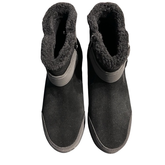 Easy Spirit Elinor Black Winter Ankle Boots with Faux Fur Lining SZ 7 - Picture 2 of 6